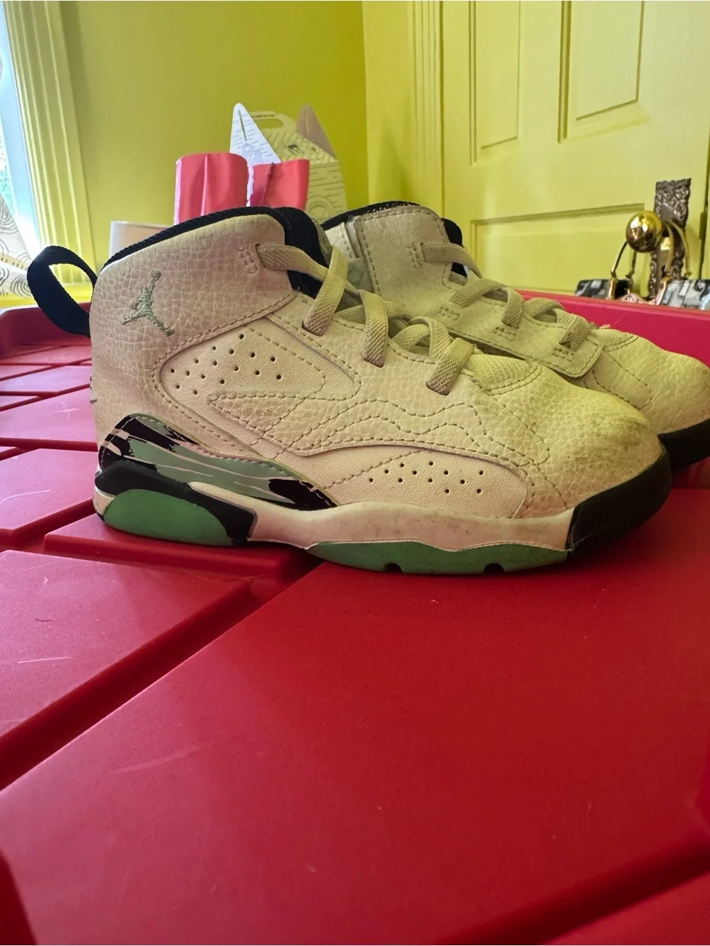 Nike Air Jordan MVP Toddler Shoes Size 9C White Green Black